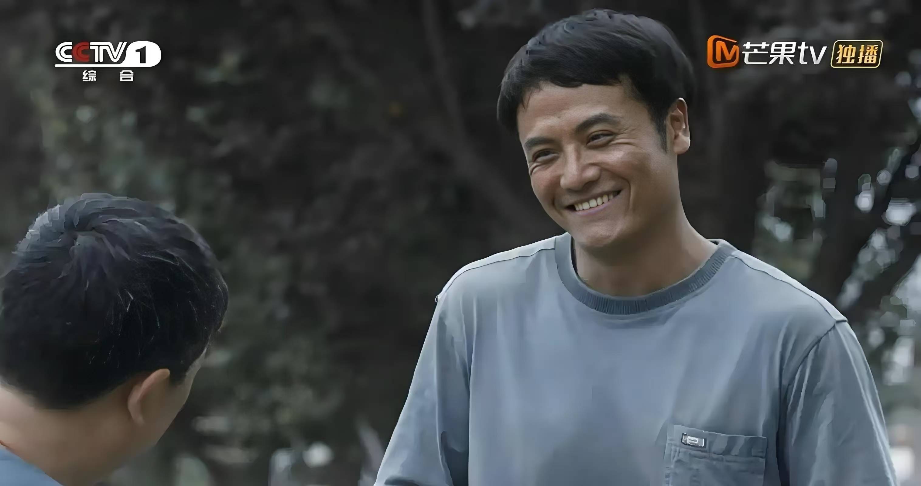 火爆场面！球员精彩表现打动观众的简单介绍
