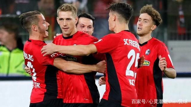 RB莱比锡主场击败对手，领跑积分榜的简单介绍