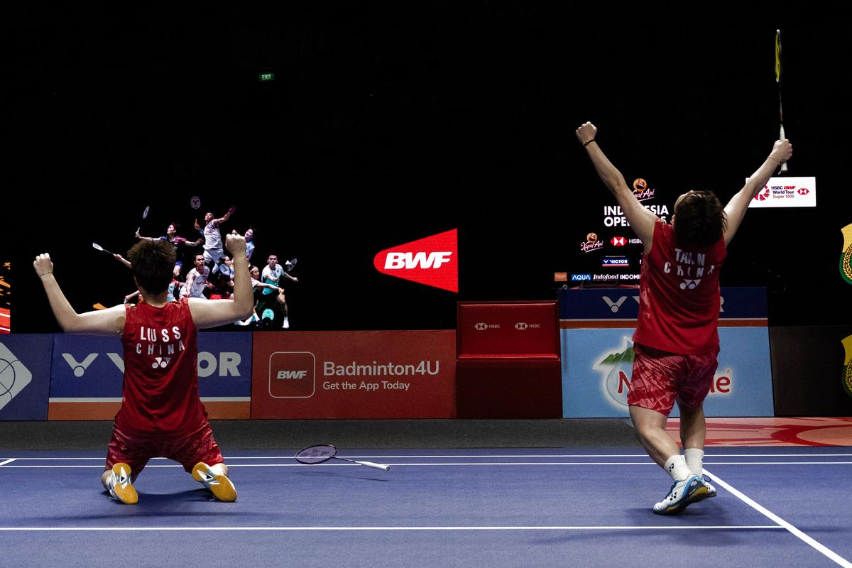 包含韩国羽毛球队险胜马来西亚羽毛球队，陶菲克爆发神勇的词条