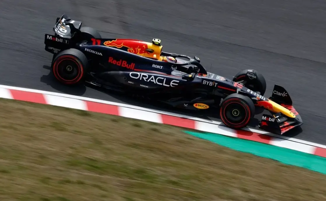 红牛二队完胜雷诺车队，维斯塔潘高光表现